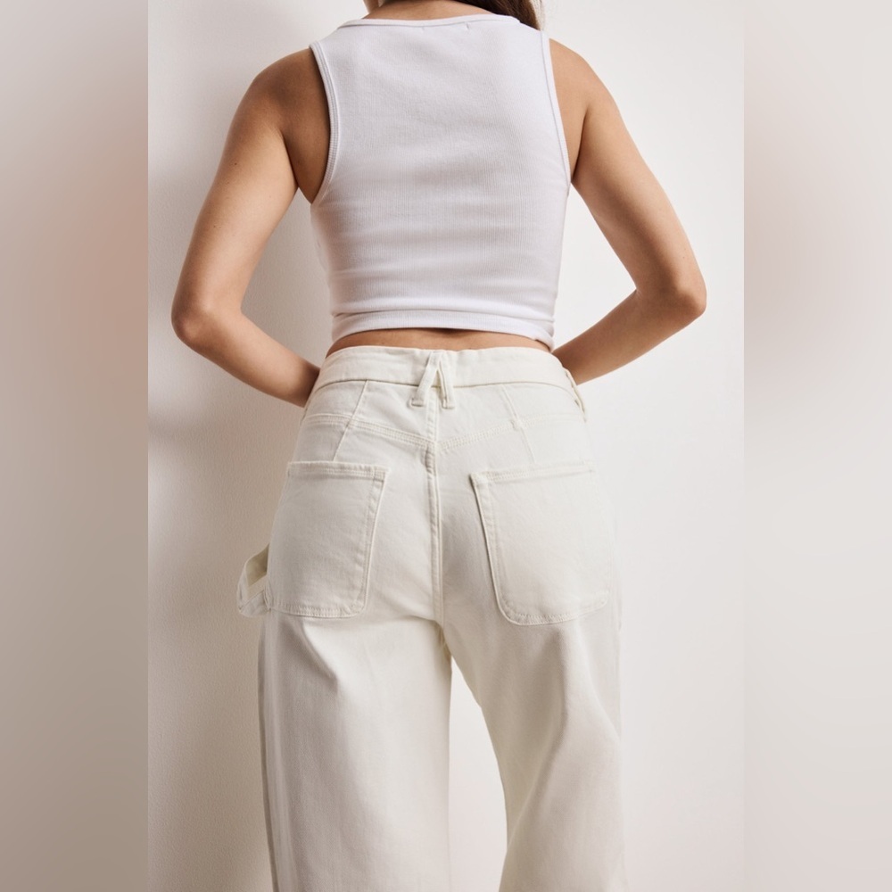 Good American White Flare Jeans - Picture 2 of 8